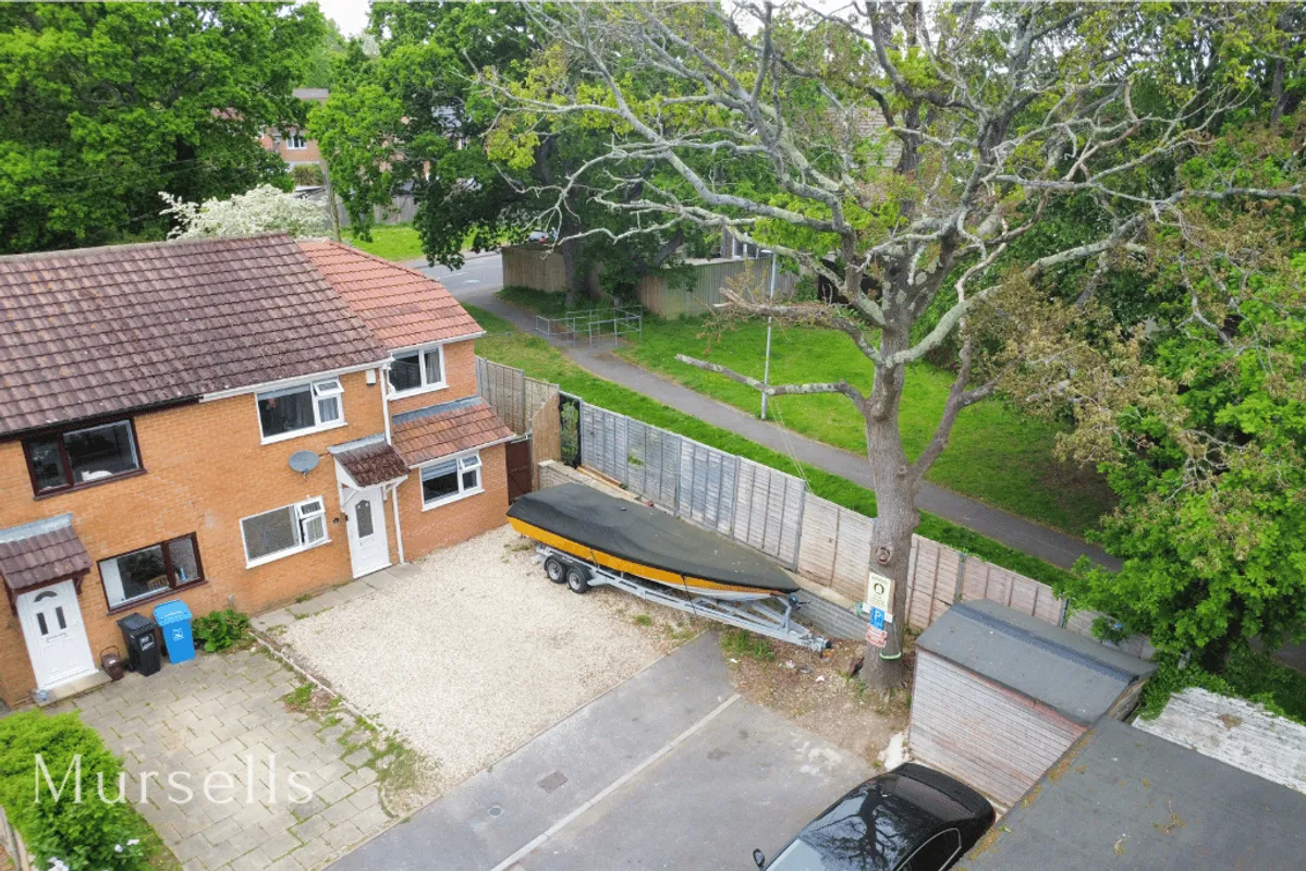 Sandpiper Close, Poole, BH17