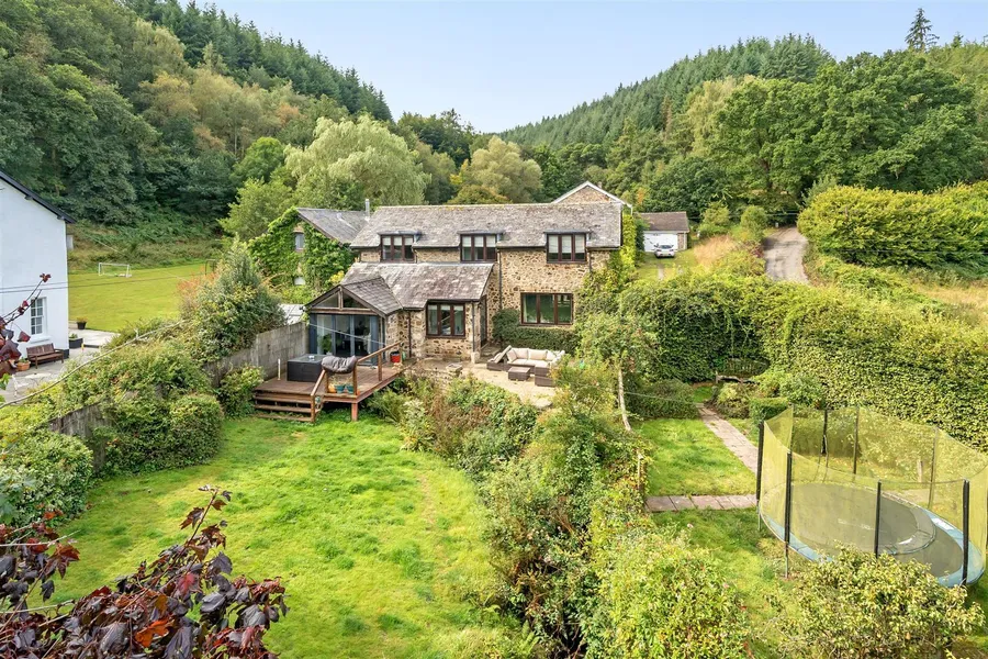 Property Image 28