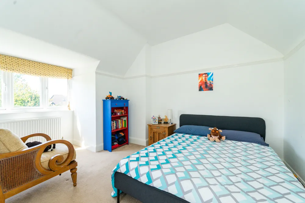 Chesterfield Road, London, W4
