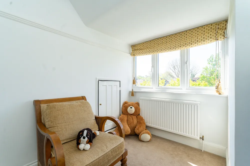 Chesterfield Road, London, W4
