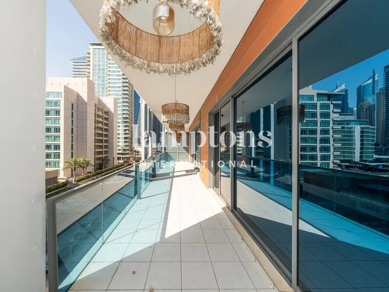 Dubai Marina