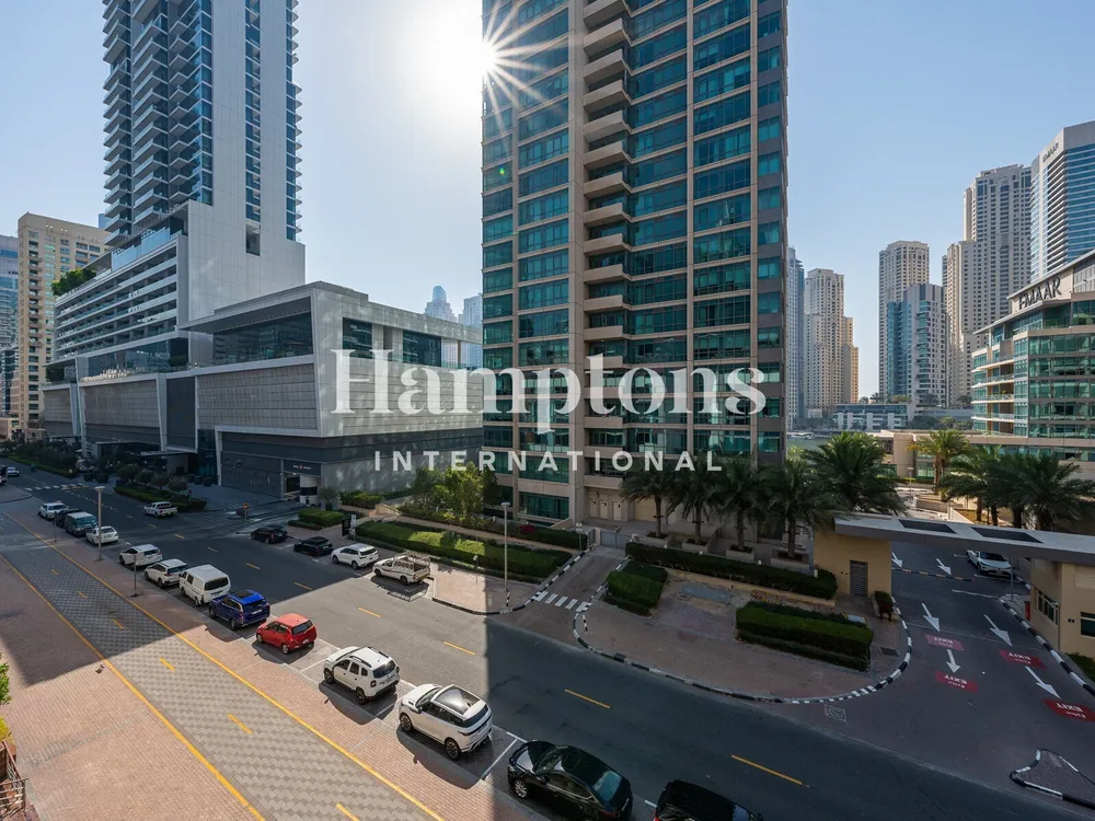 Dubai Marina