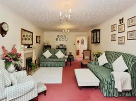 Brooklynn Close, Waltham Chase, SOUTHAMPTON thumb 3