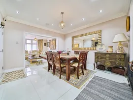 Ventnor Gardens, Barking thumb 3