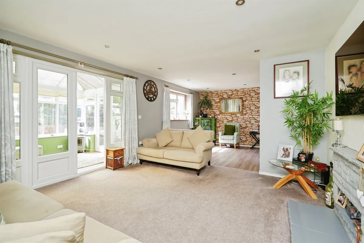 Hill Crescent, Finstock, Chipping Norton