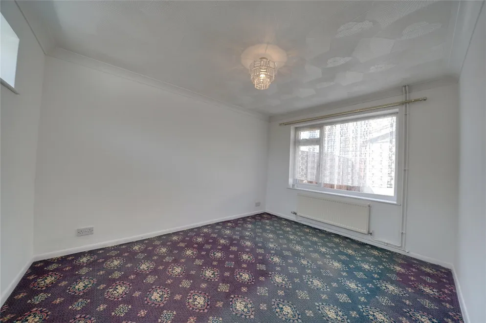 Property carousel item 5