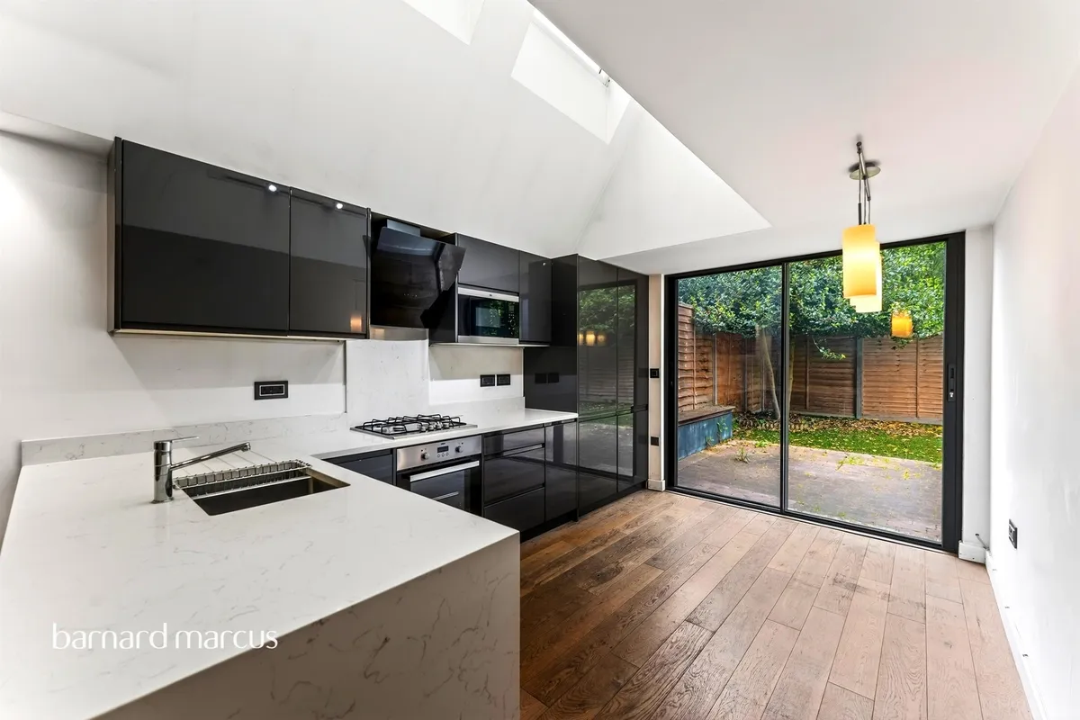 Eardley Road, London