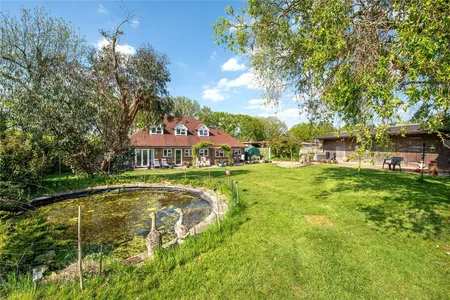 Burnt Oak Lane, Newdigate, RH5