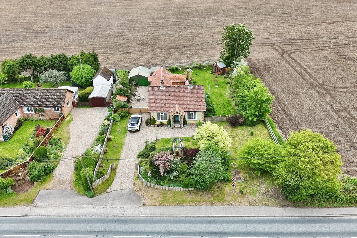 Dereham Road, Garvestone, Norwich