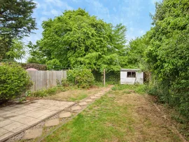 Raban Close, Stevenage thumb 2