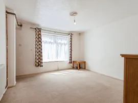 Raban Close, Stevenage thumb 3