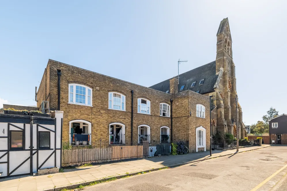 Davey Close, London, N7 photo 3