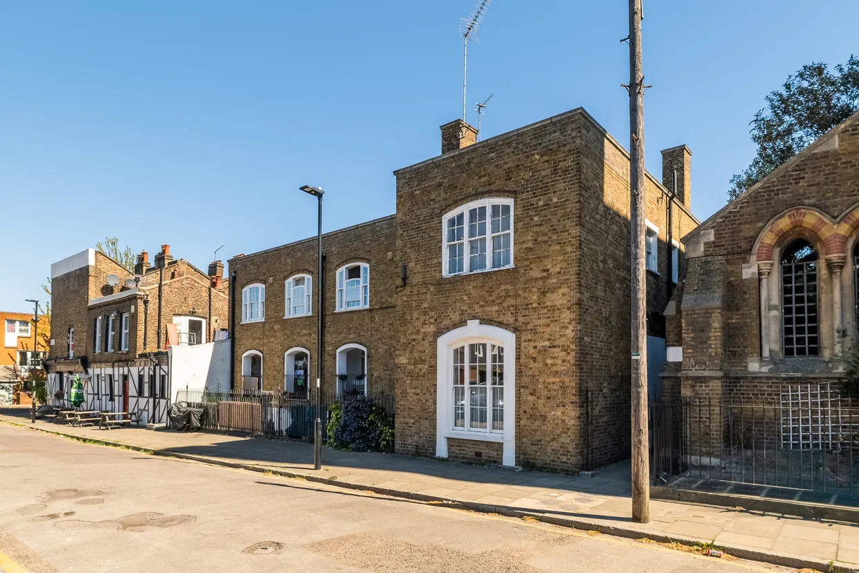 Davey Close, London, N7 photo 24