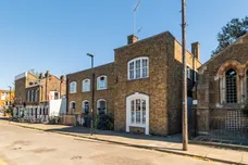 Davey Close, London, N7 photo 24