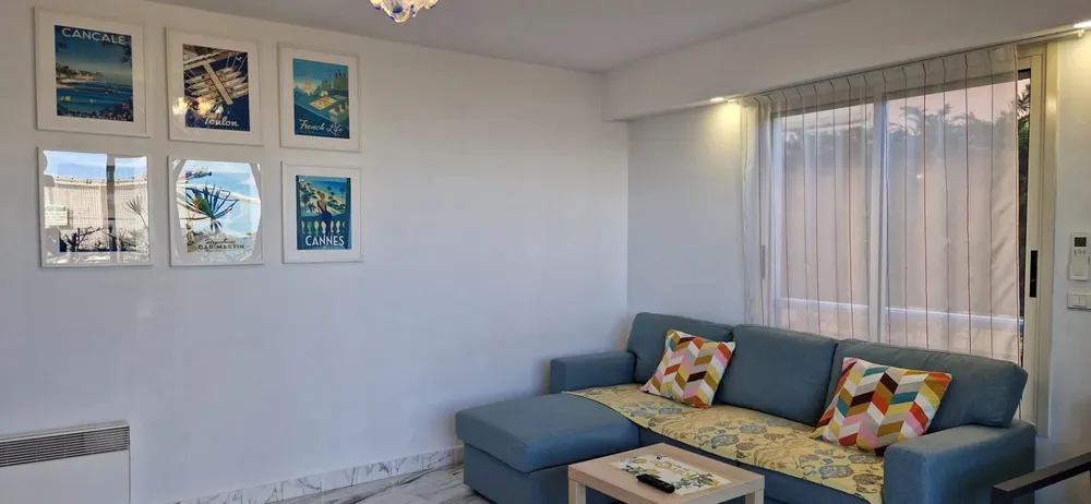 Roquebrune-Cap-Martin (Carnolès), 06190, France