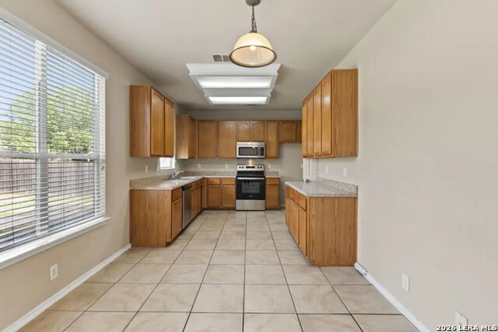 105 Kipper Ave, Cibolo, TX 78108