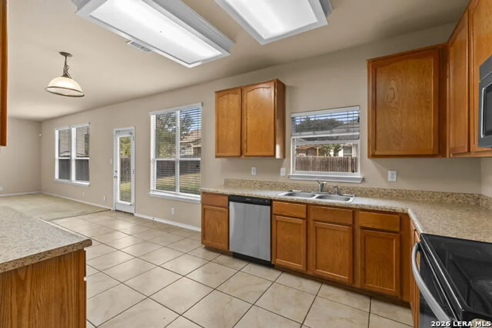 105 Kipper Ave, Cibolo, TX 78108