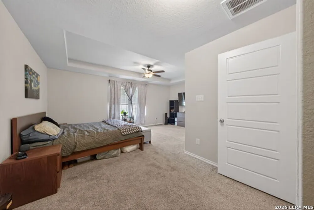 5910 Frisbee Path, Converse, TX 78109
