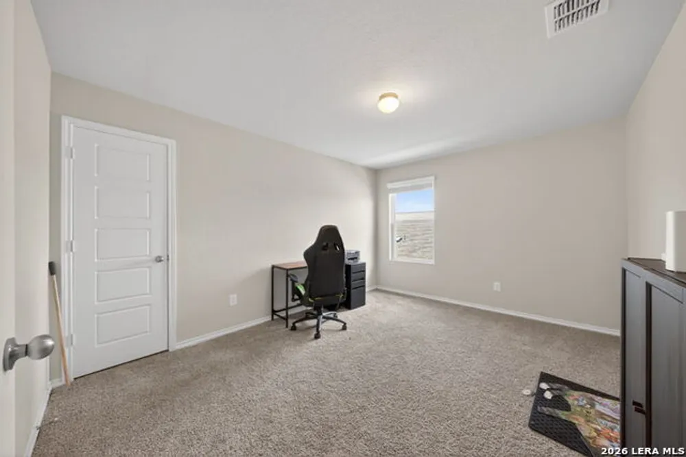 5910 Frisbee Path, Converse, TX 78109