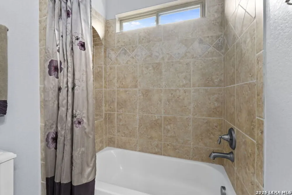 8702 Shady Mtn, San Antonio, TX 78254