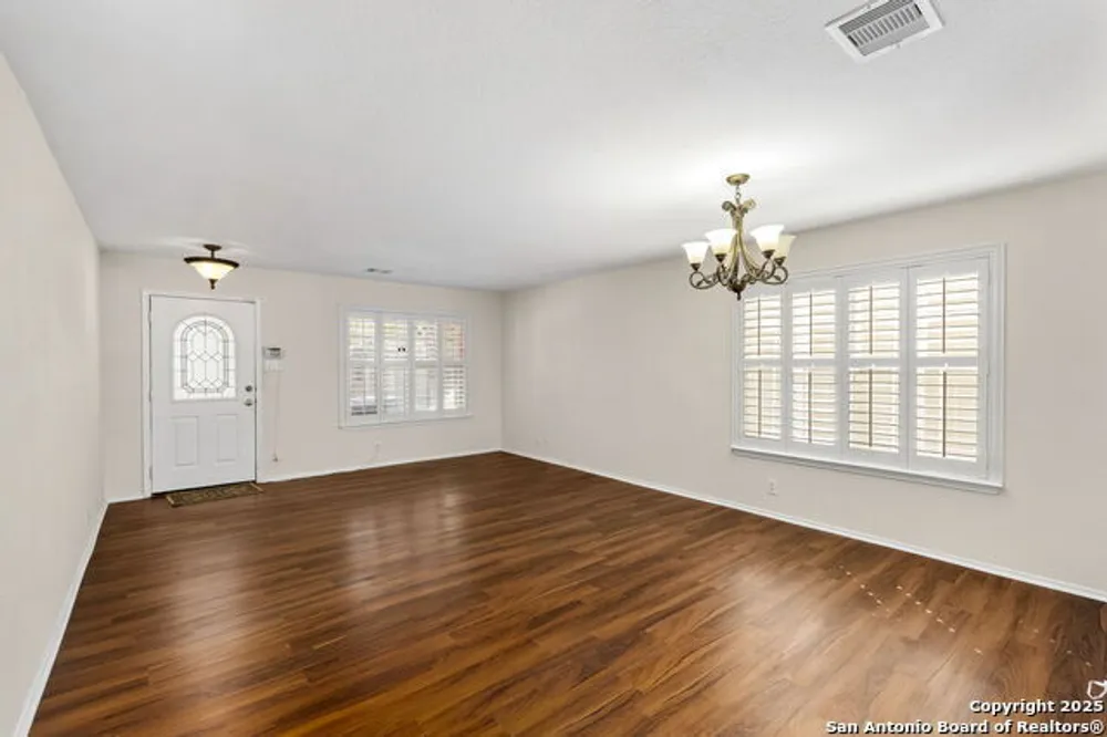 7611 Cedar Farm, San Antonio, TX 78239