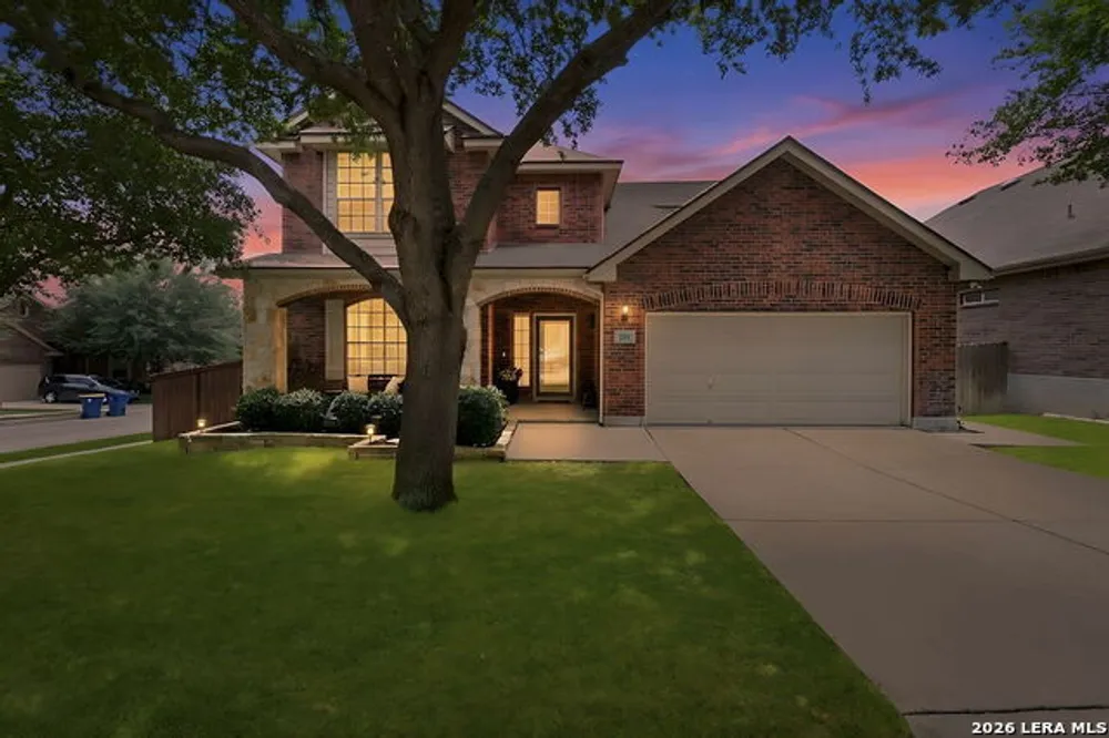 201 Kensington Dr, Cibolo, TX 78108