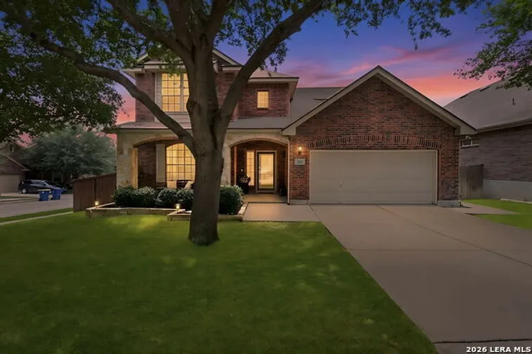 201 Kensington Dr, Cibolo, TX 78108