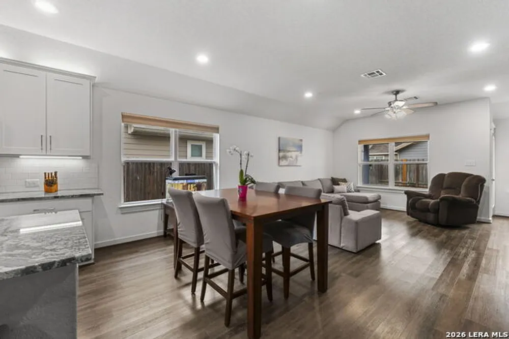 10635 Rosalina Loop, Converse, TX 78109