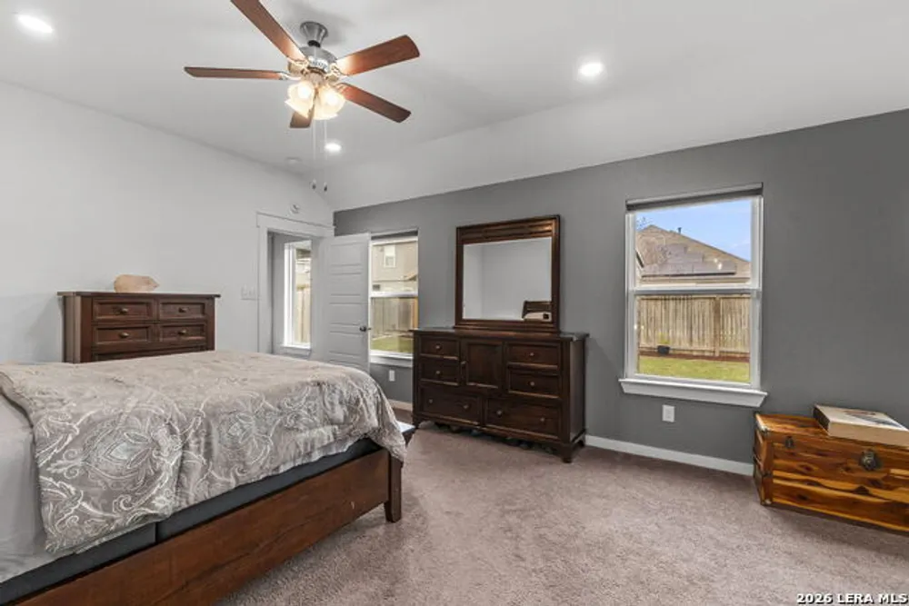 10635 Rosalina Loop, Converse, TX 78109