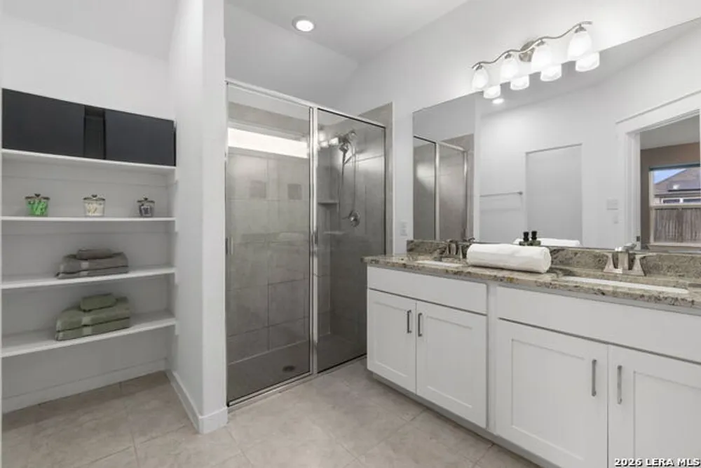 10635 Rosalina Loop, Converse, TX 78109