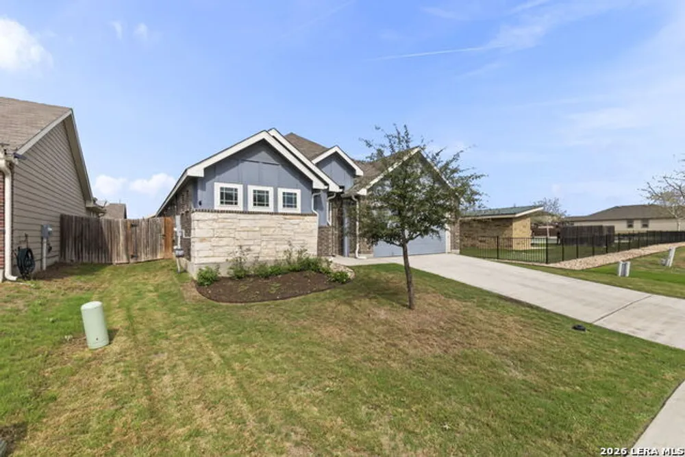 10635 Rosalina Loop, Converse, TX 78109