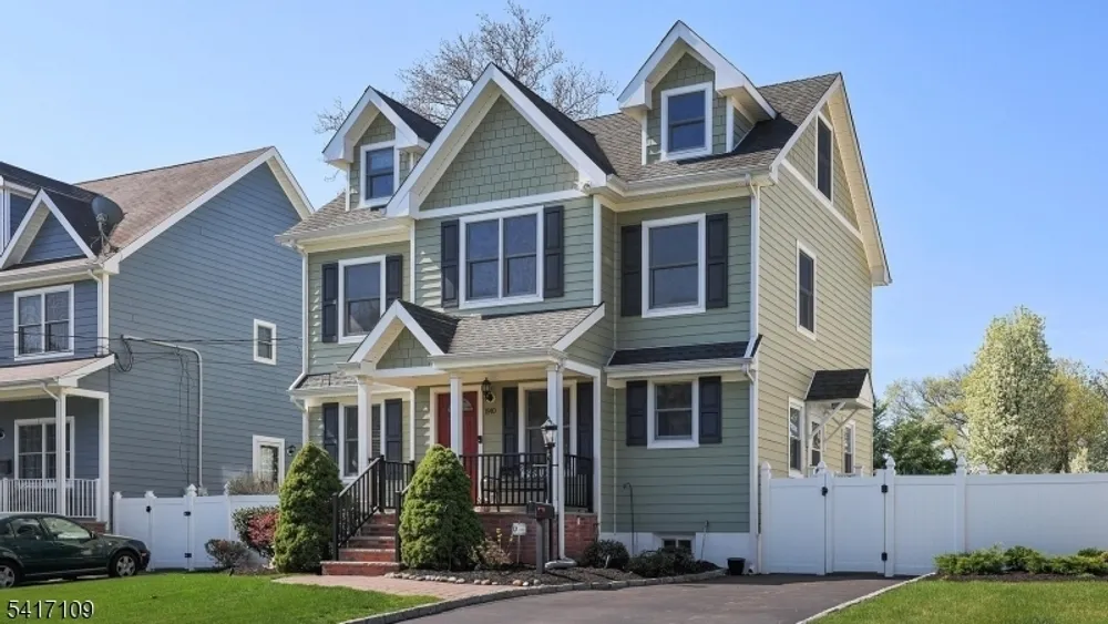 1910 Grandview Ave, Westfield, NJ 07090