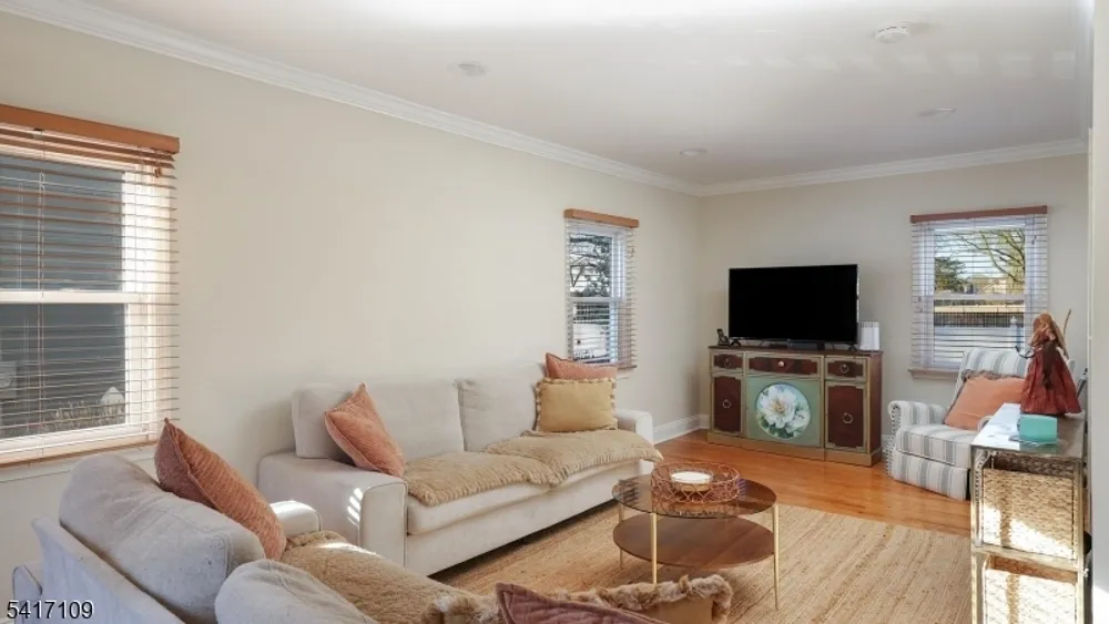 1910 Grandview Ave, Westfield, NJ 07090