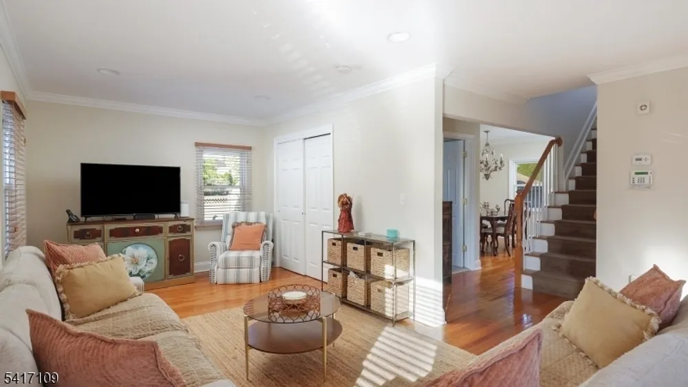 1910 Grandview Ave, Westfield, NJ 07090