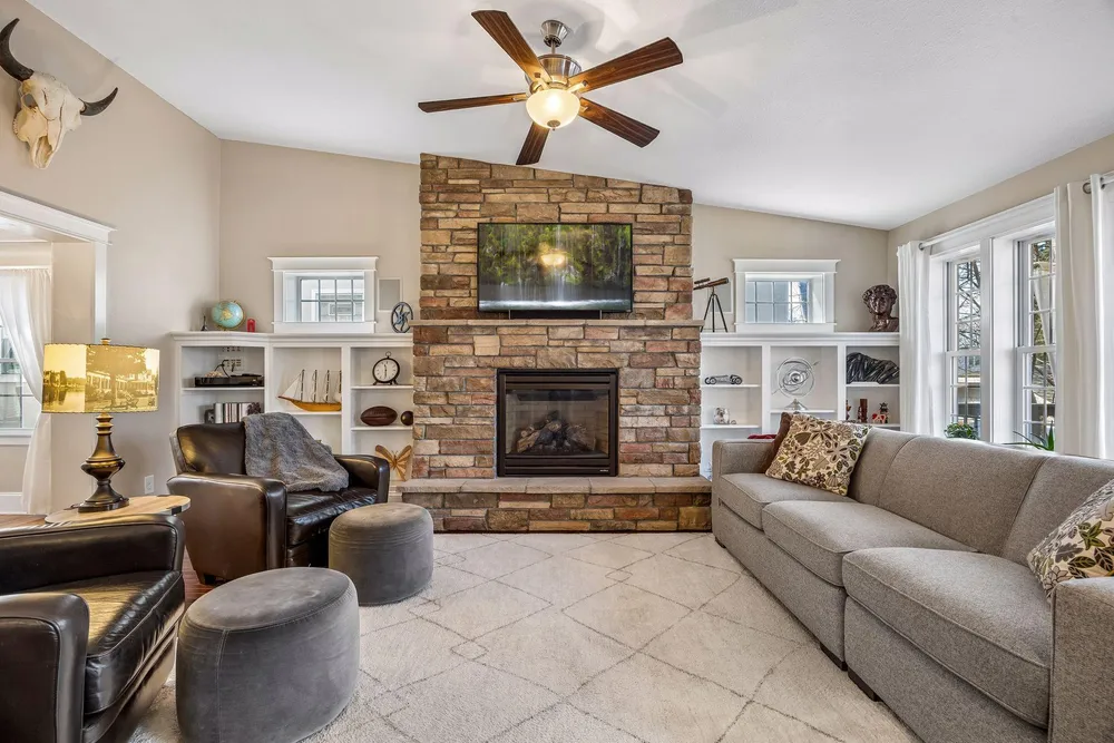 5204 Abbott Ave S, Minneapolis, MN 55410