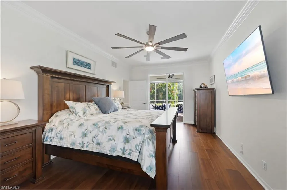 5640 Lago Villaggio Way, Naples, FL 34104