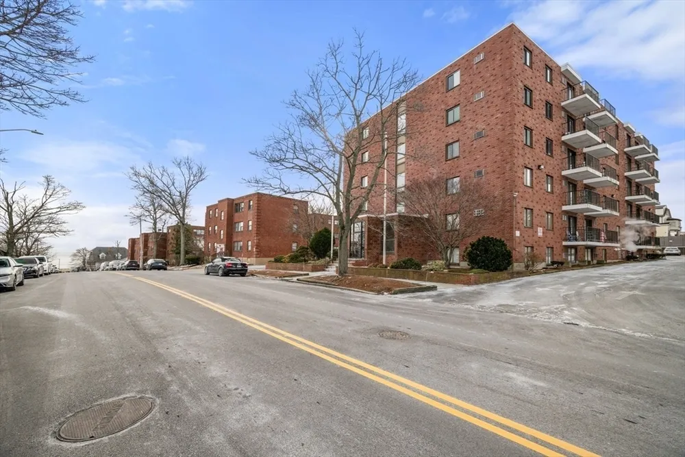 95 Nahant St, Lynn, MA 01902