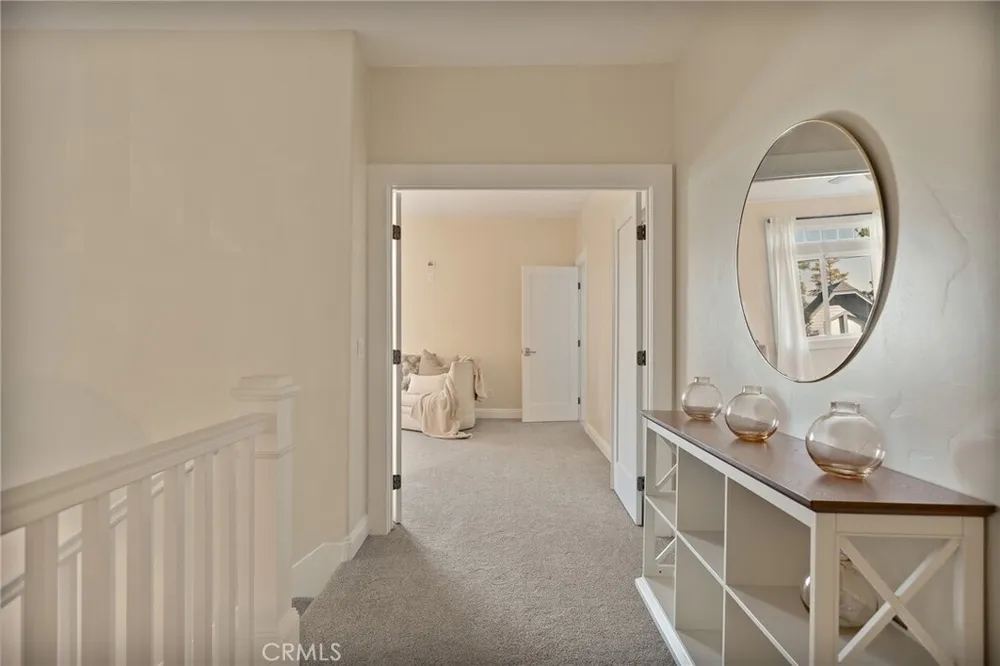 26385 Walnut Hills Dr, Lake Arrowhead, CA 92352