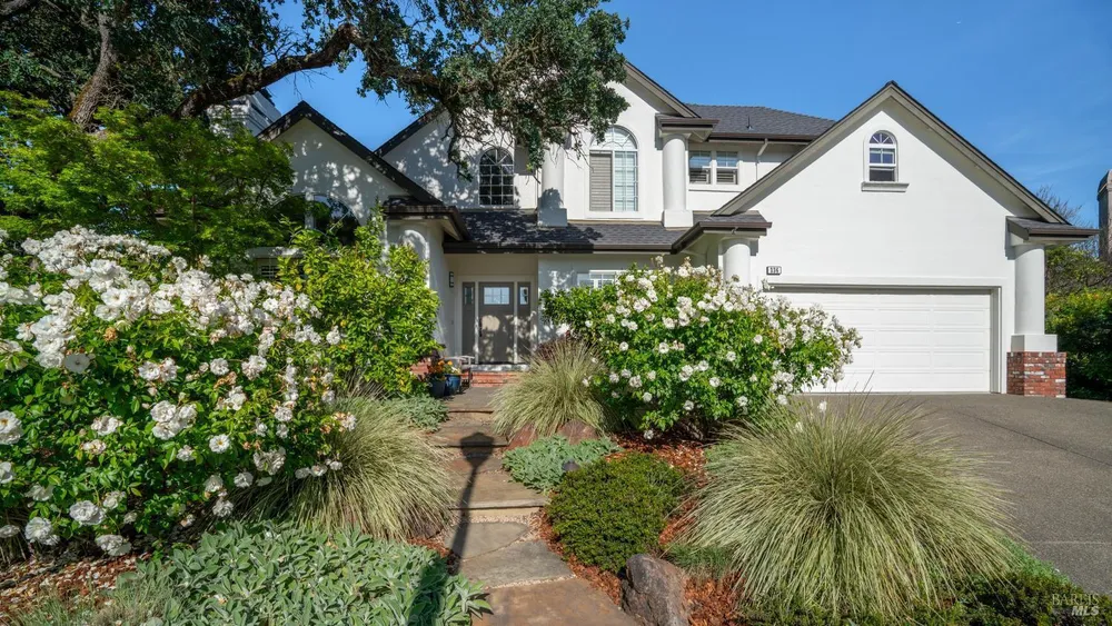 336 Jessie Ct, Windsor, CA 95492