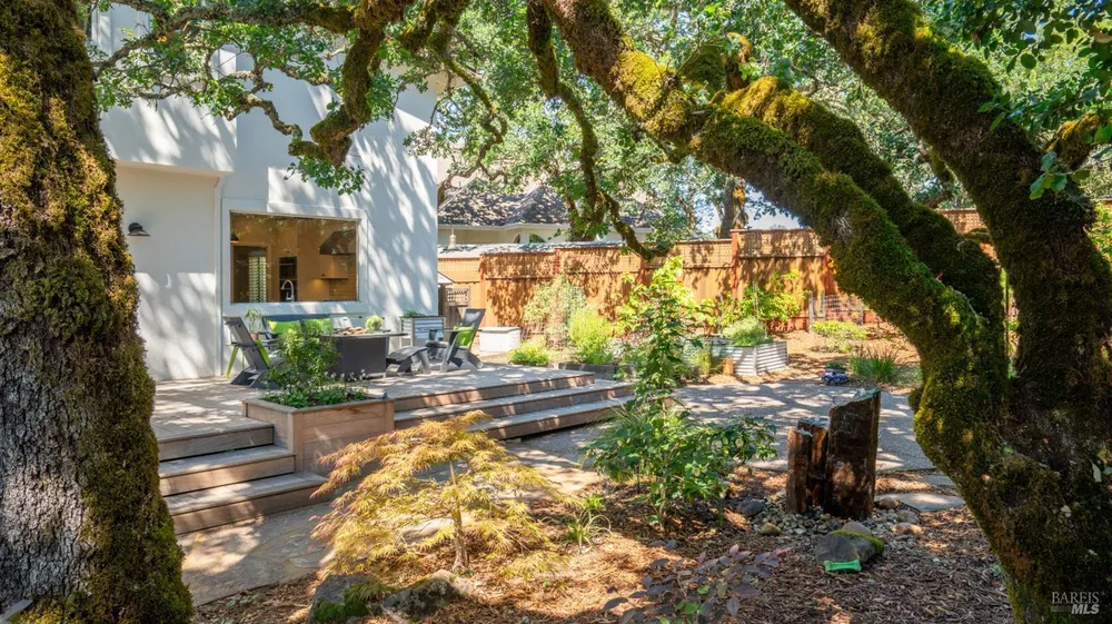 336 Jessie Ct, Windsor, CA 95492
