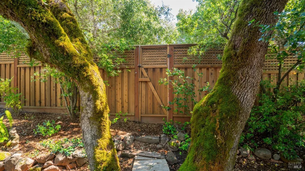 336 Jessie Ct, Windsor, CA 95492
