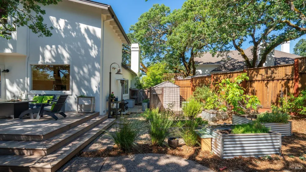 336 Jessie Ct, Windsor, CA 95492
