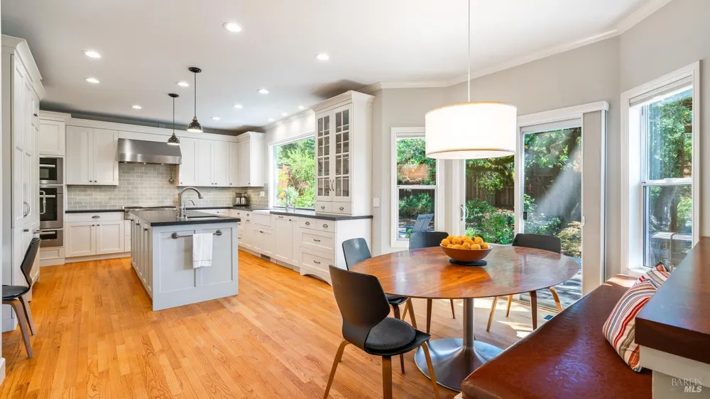 336 Jessie Ct, Windsor, CA 95492