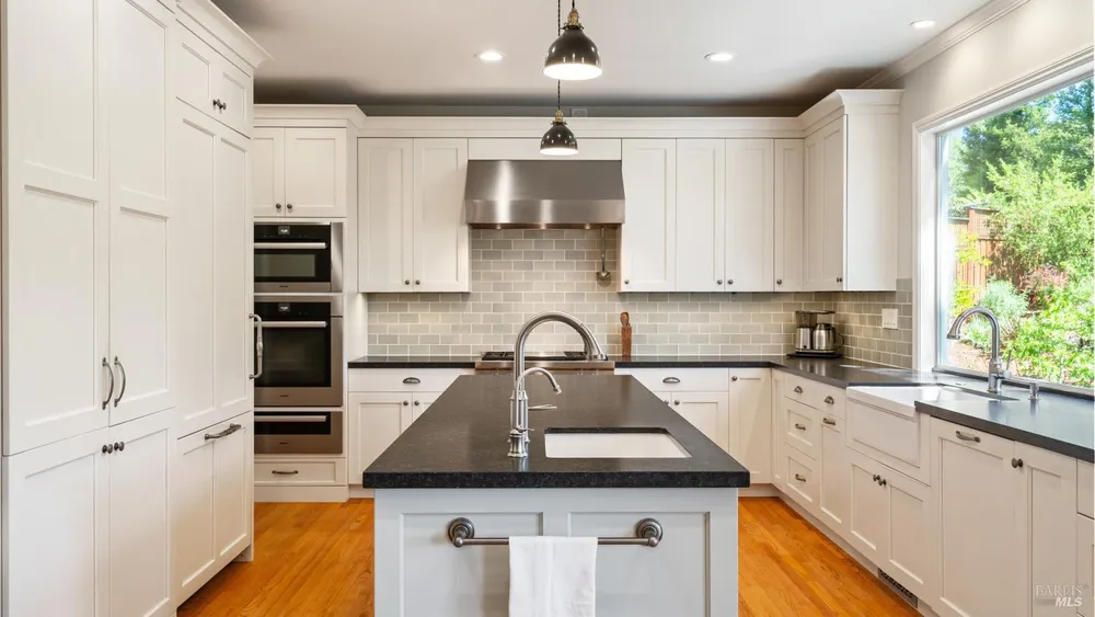 336 Jessie Ct, Windsor, CA 95492