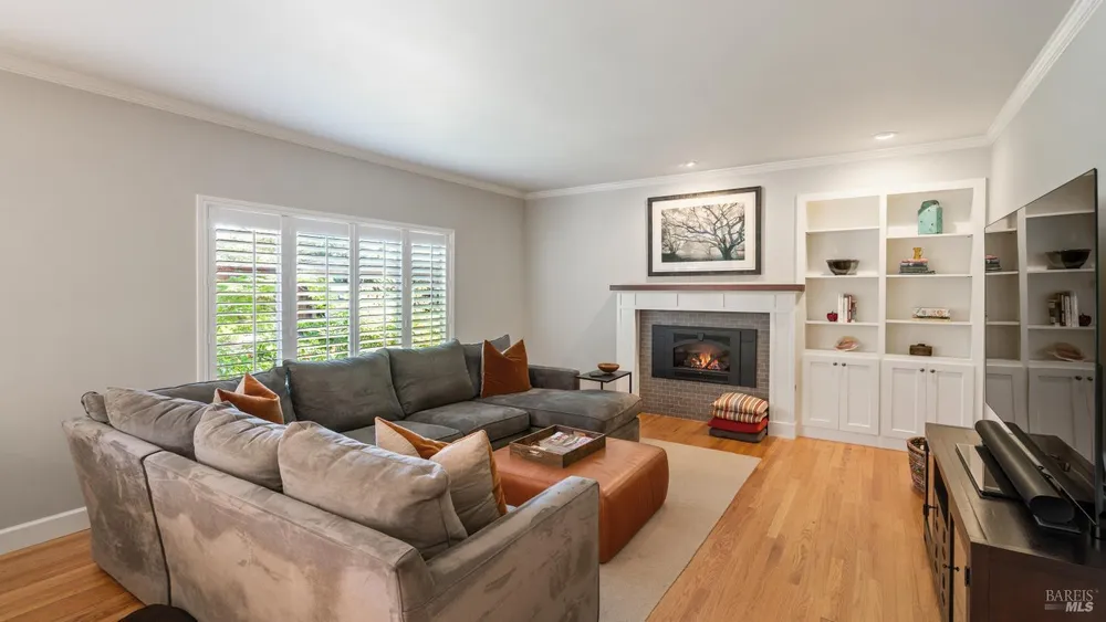 336 Jessie Ct, Windsor, CA 95492
