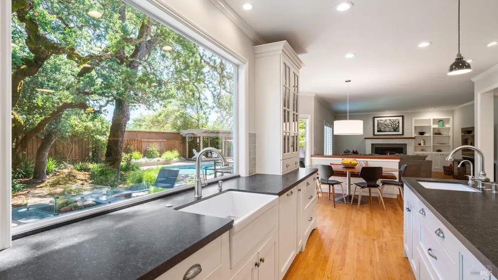 336 Jessie Ct, Windsor, CA 95492