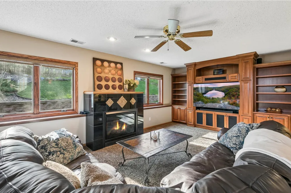 19625 Ireland Way, Lakeville, MN 55044