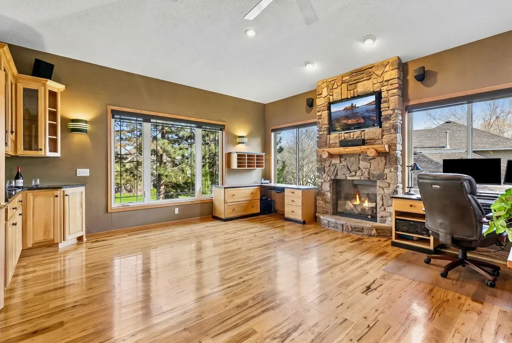19625 Ireland Way, Lakeville, MN 55044