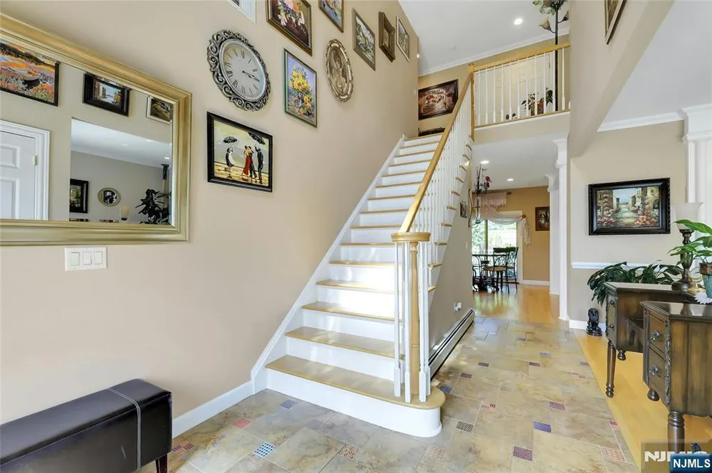 12-65 Burbank Street, Fair Lawn, NJ 07410