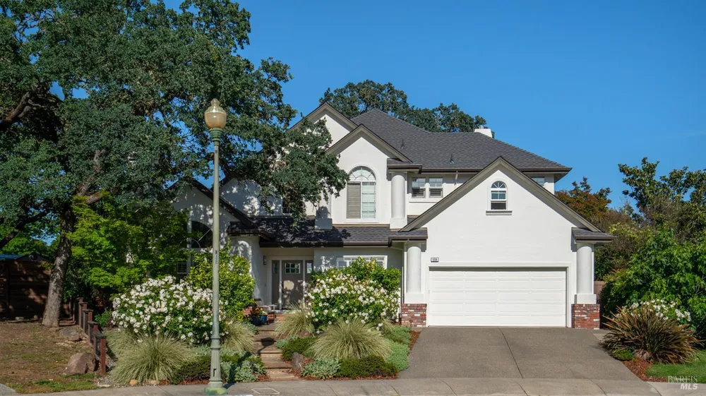 336 Jessie Ct, Windsor, CA 95492